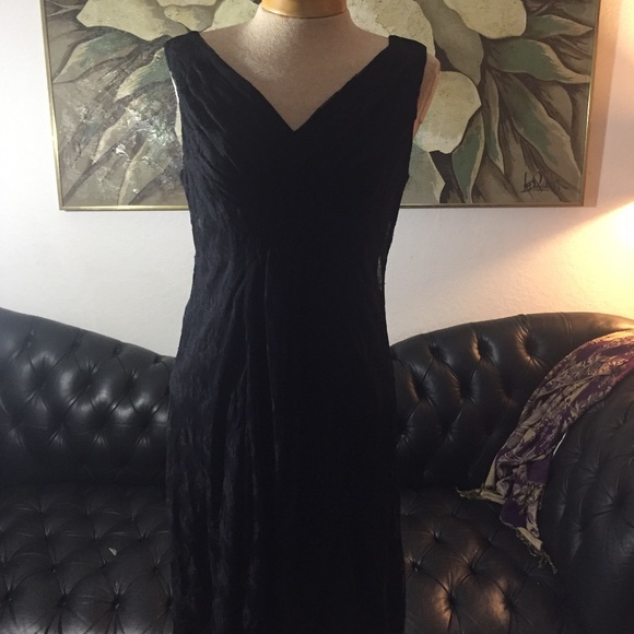 Dresses & Skirts - Lace Black Dress